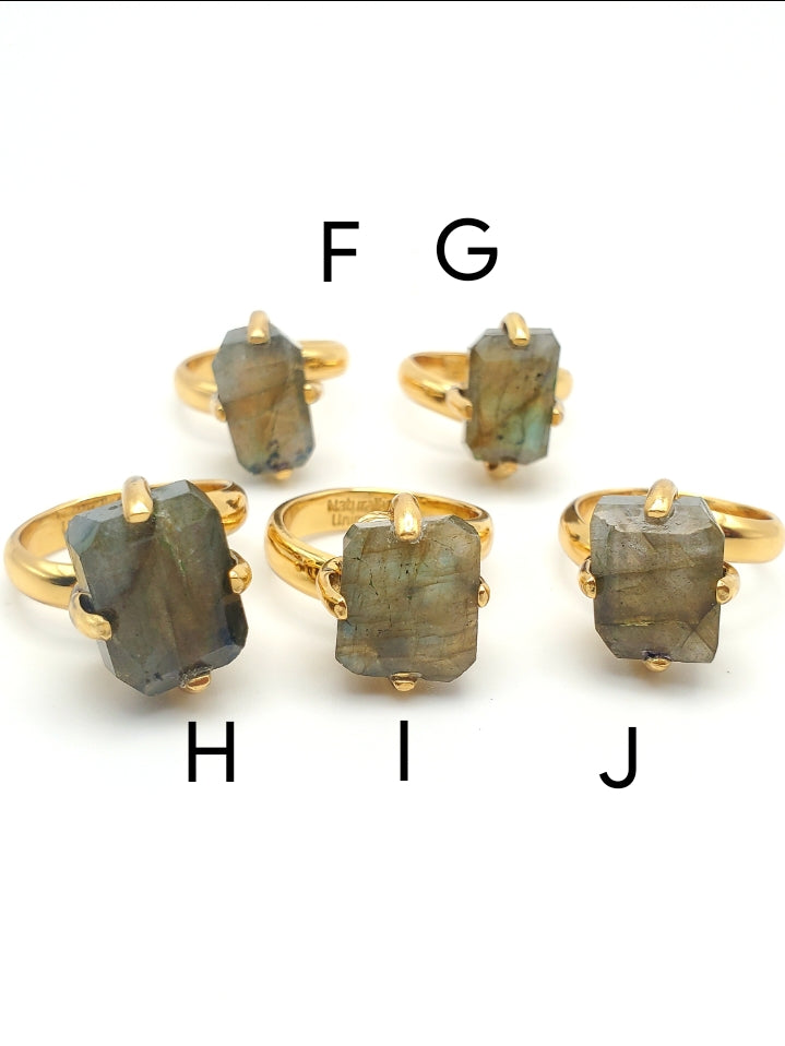 Raw Freeform Lab Prong Ring - Alchemia