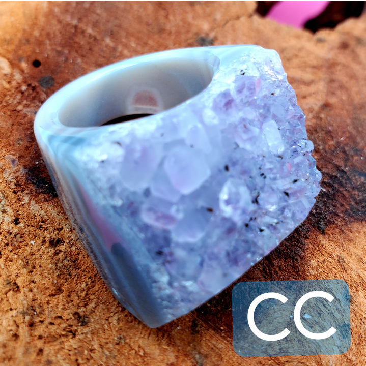 Holy Rocks Size 8