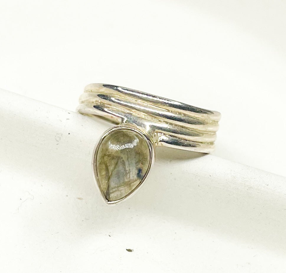 Dainty Labradorite Teardrop Ring-Solid Sterling Silver
