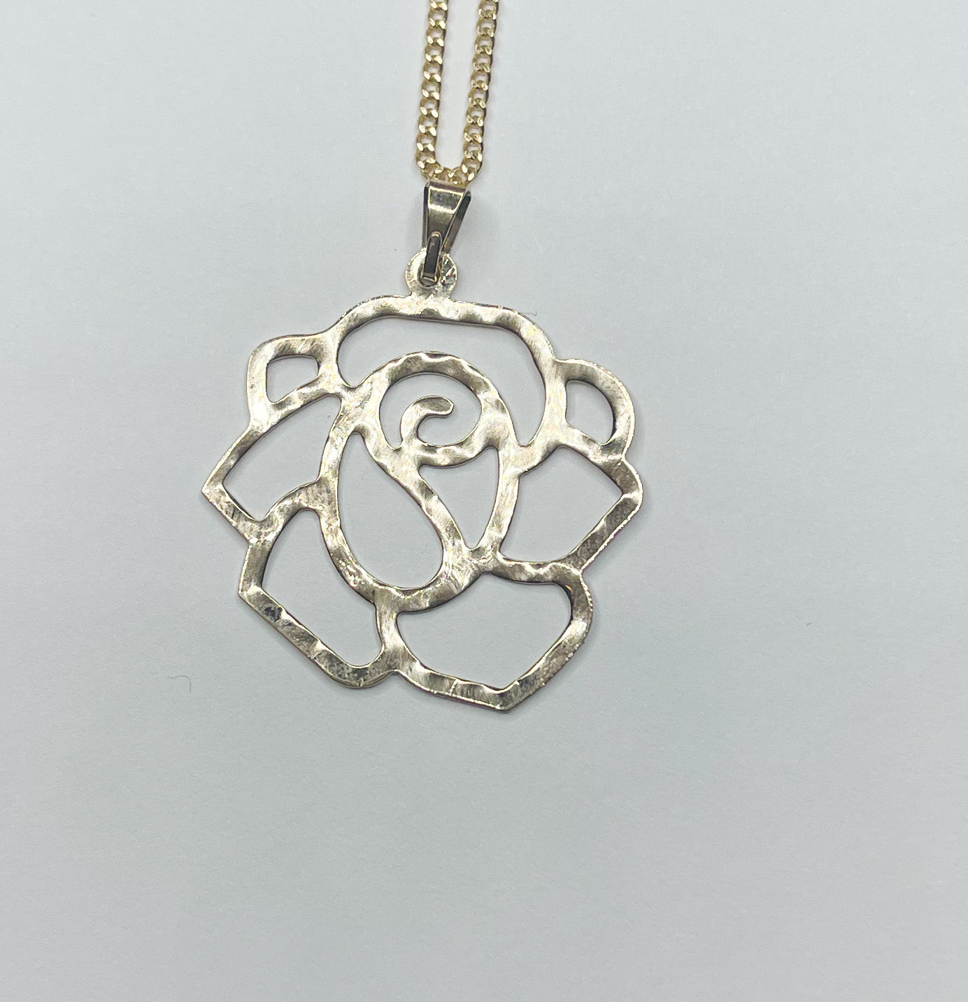 Filigree Rose Pendant-18k Gold filled