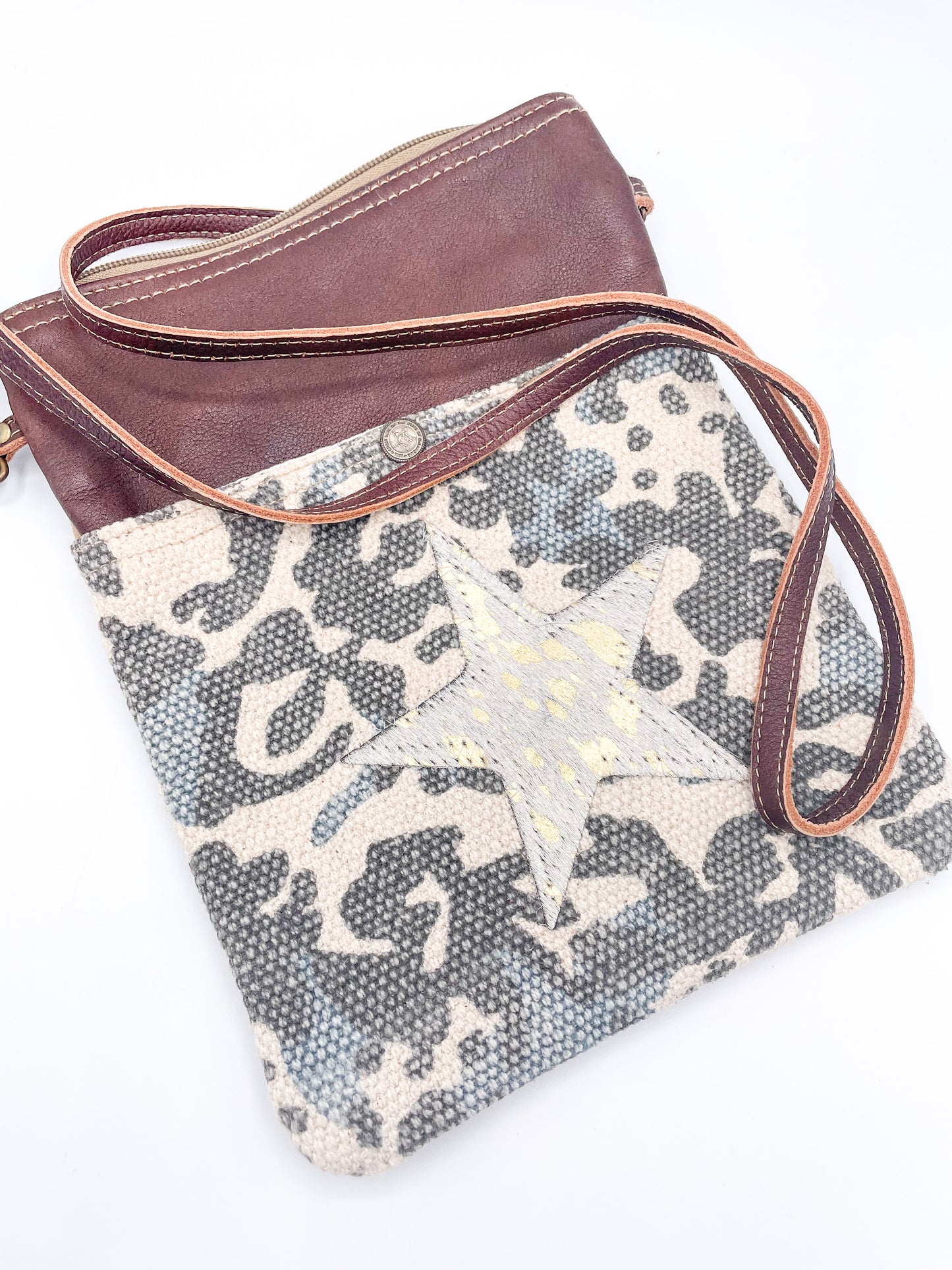 Camo Star Cross Body Bag - Myra