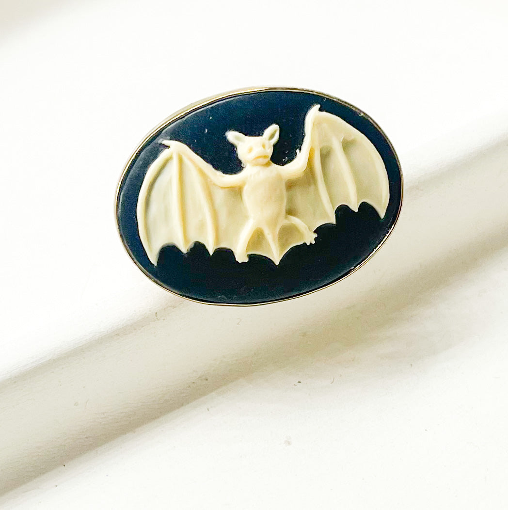 Cameo Bat Adjustable Ring - Alchemia