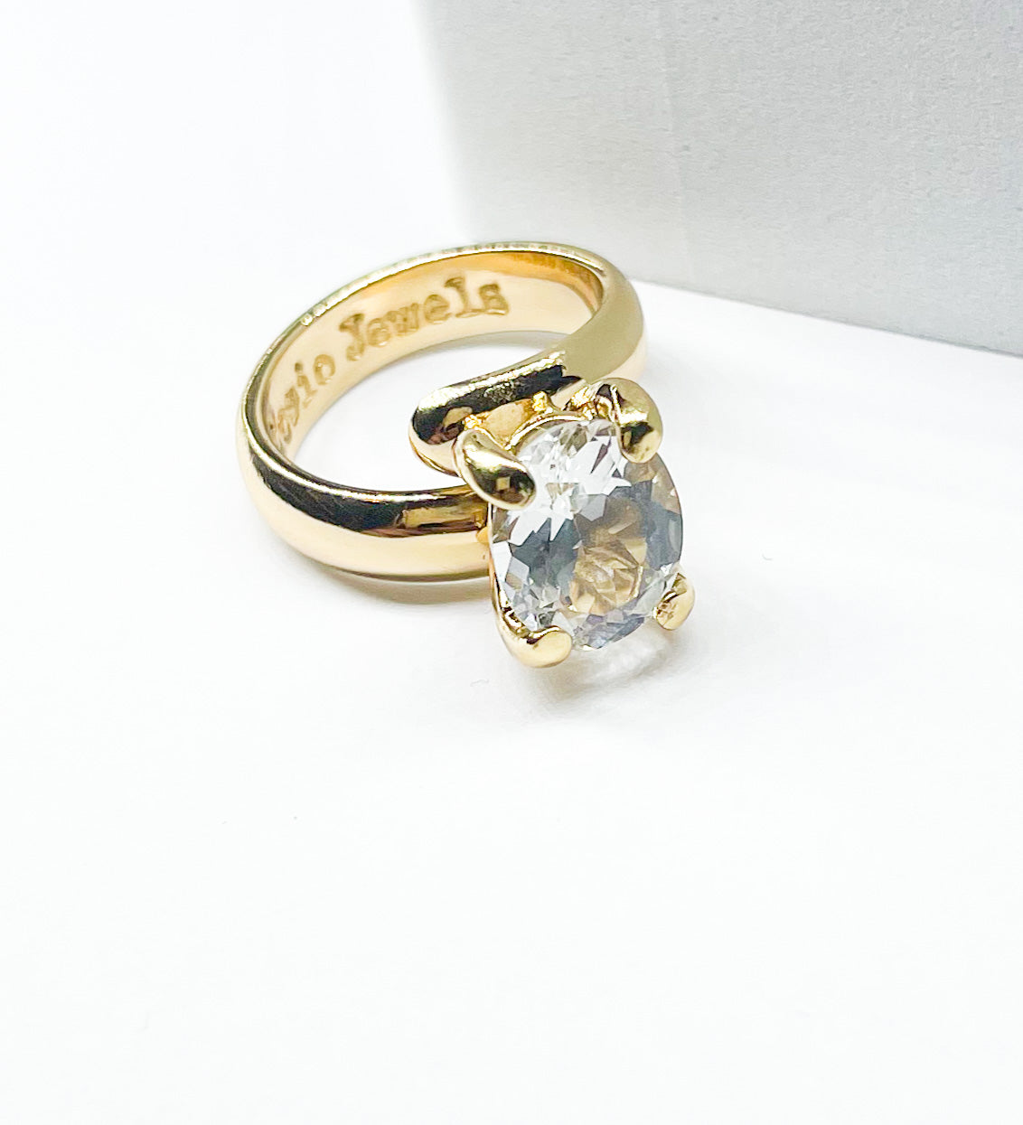 Dainty Oval CZ Prong Set-Alchemia