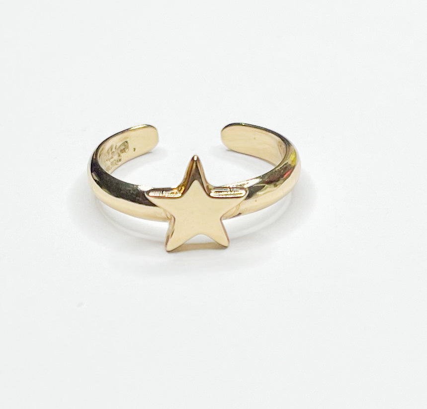 Dainty Star Ring- Alchemia
