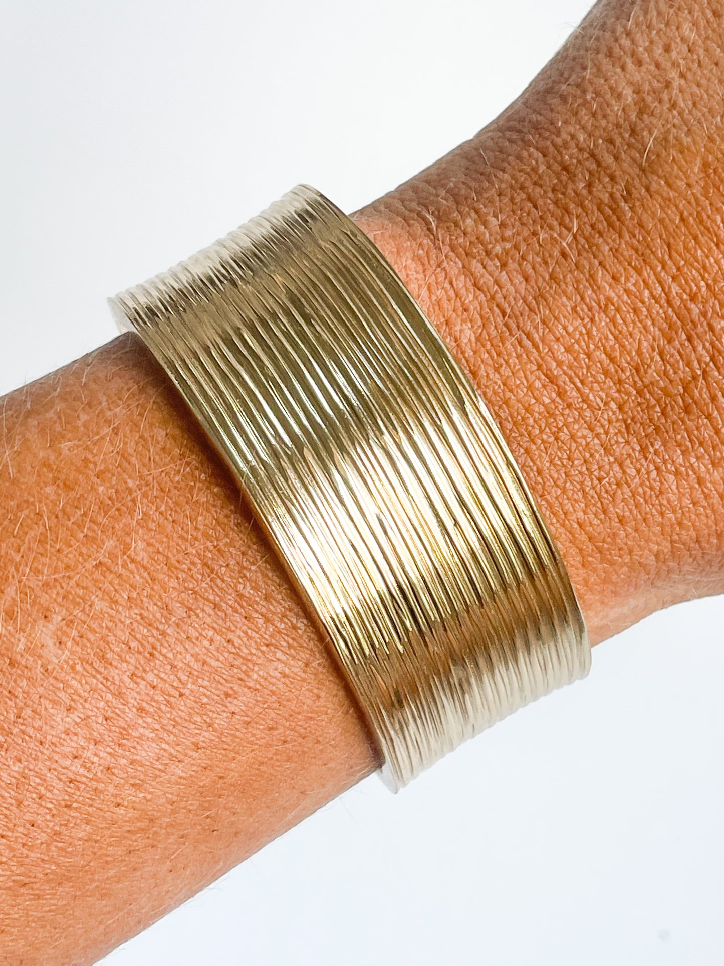 Streak 1" Adjustable Cuff - Alchemia