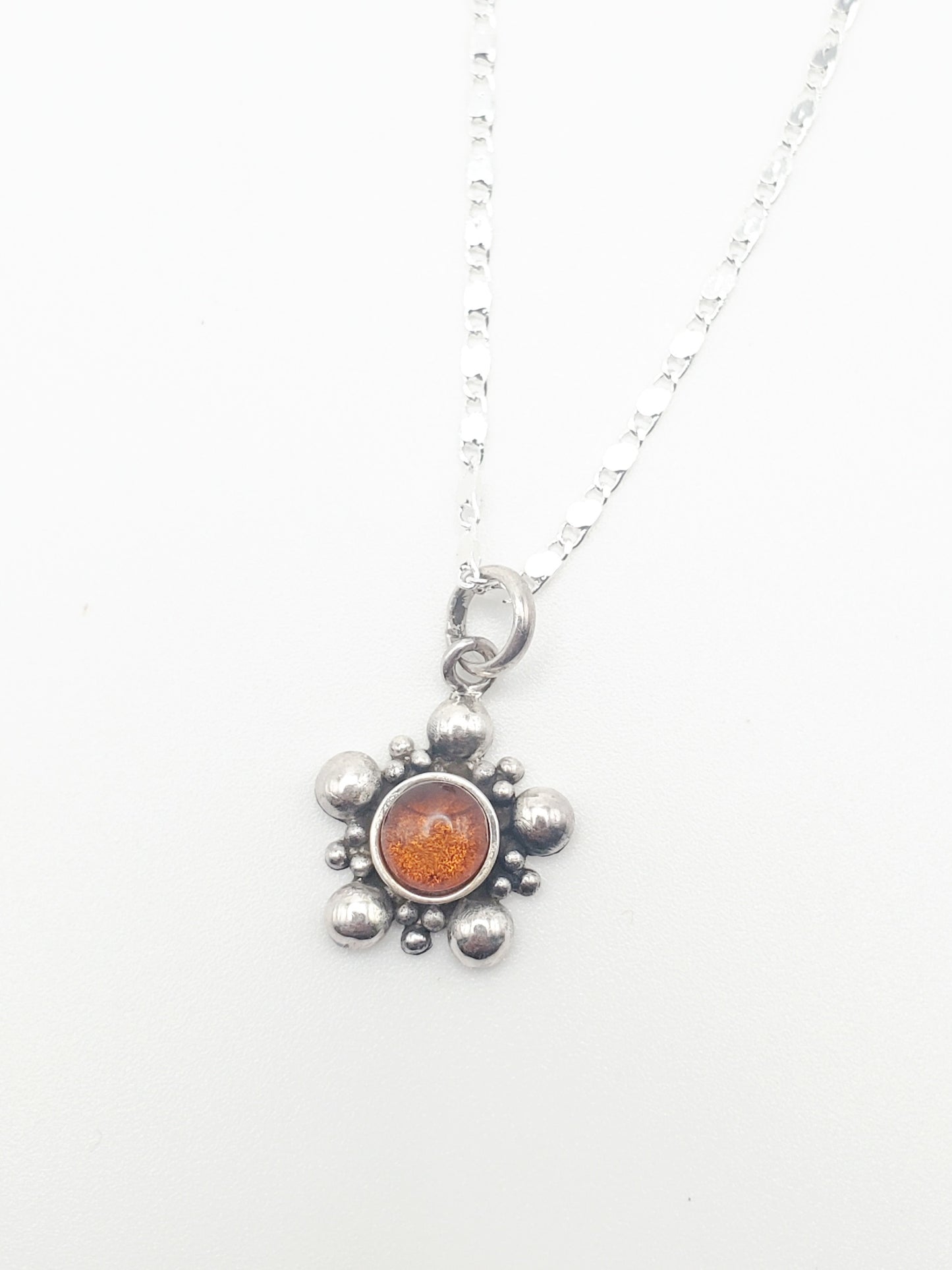 Dainty Amber Bubble Star Pendant - SSS