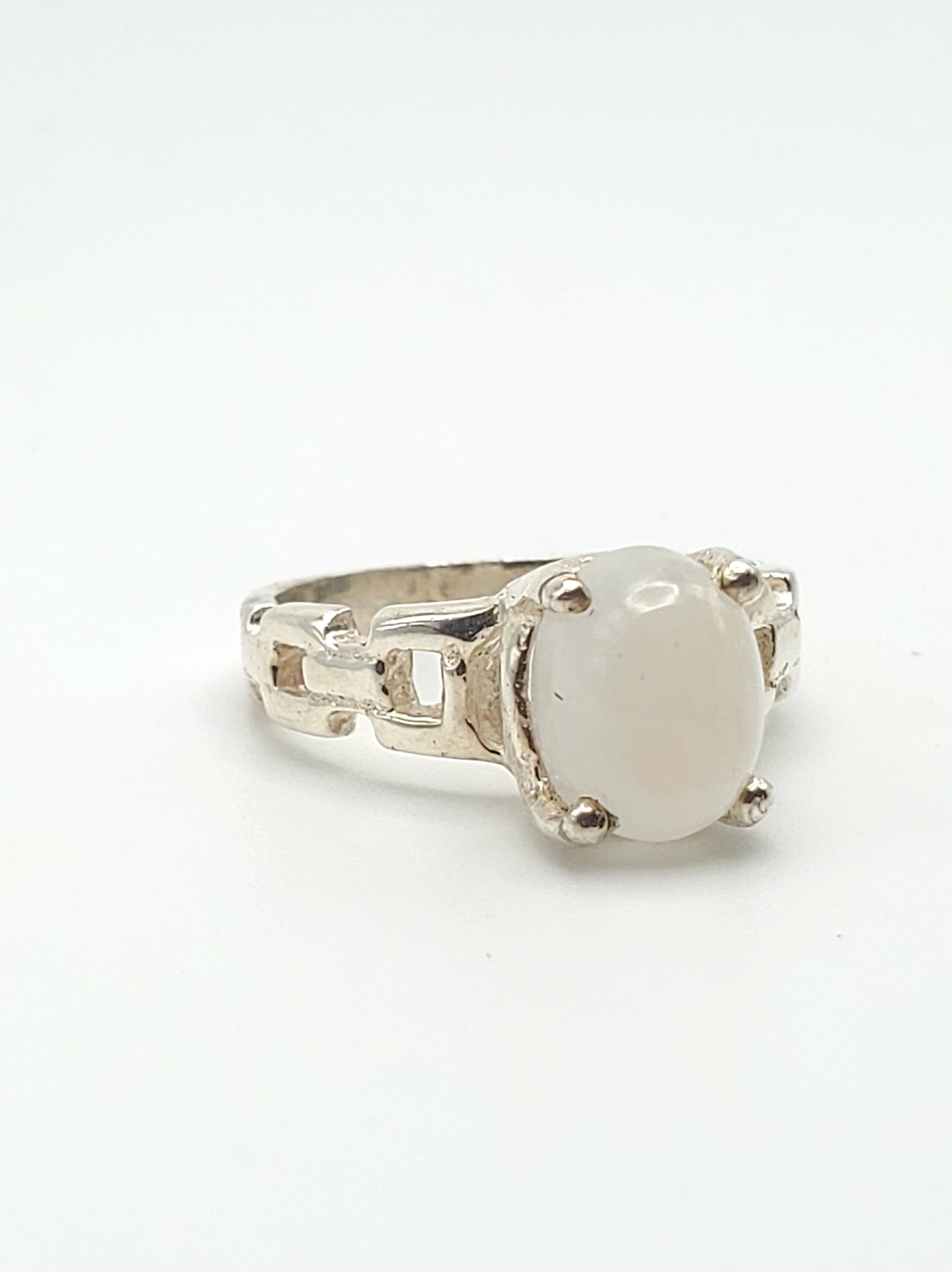 Rainbow Moonstone Chain Link Size Ring - Solid Sterling Silver