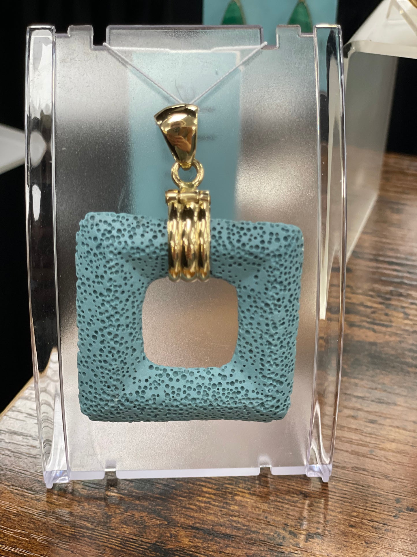 Lava Pendant - Alchemia