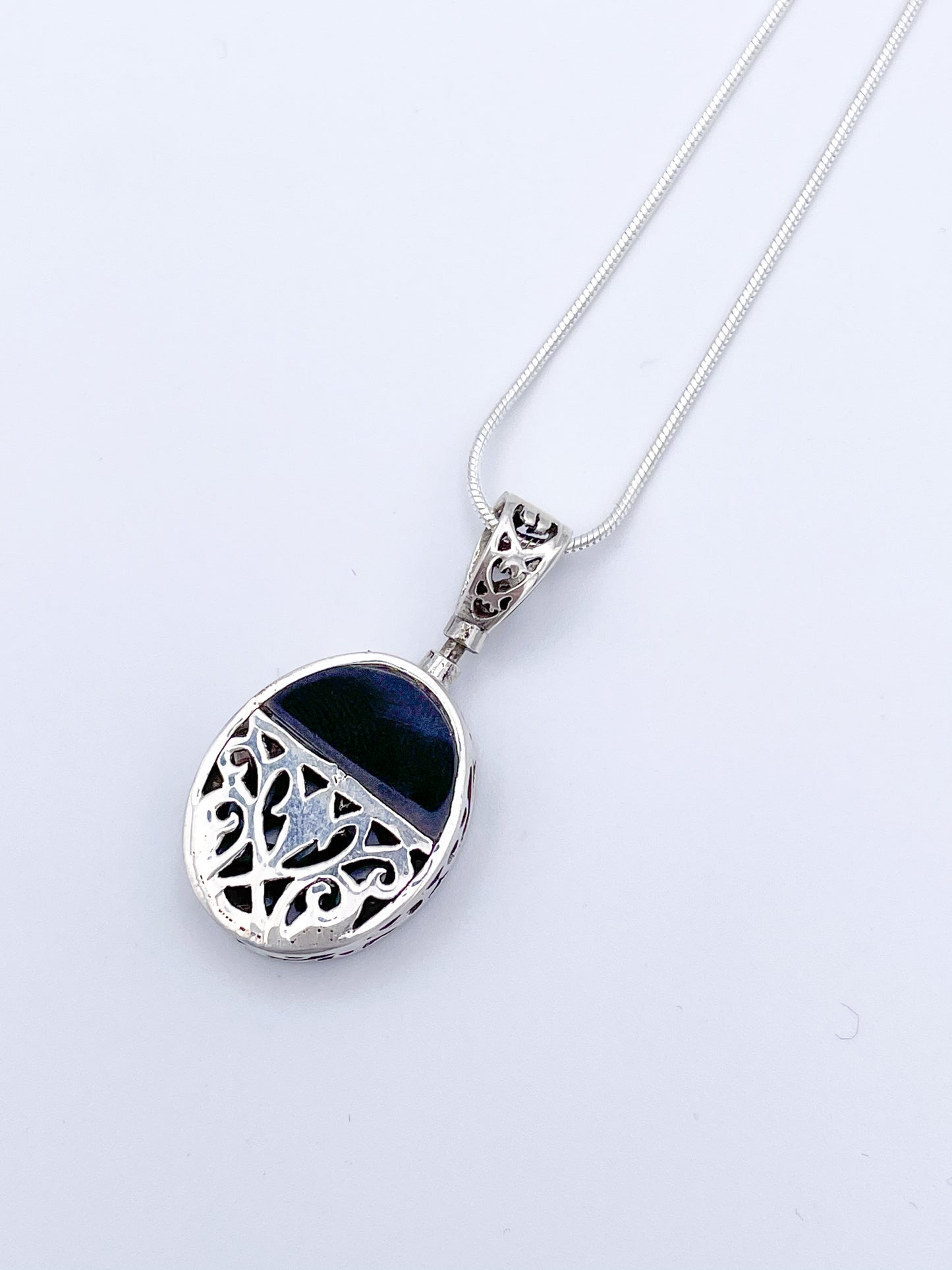 Black onyx Flip Filigree Pendant - Solid Sterling Silver