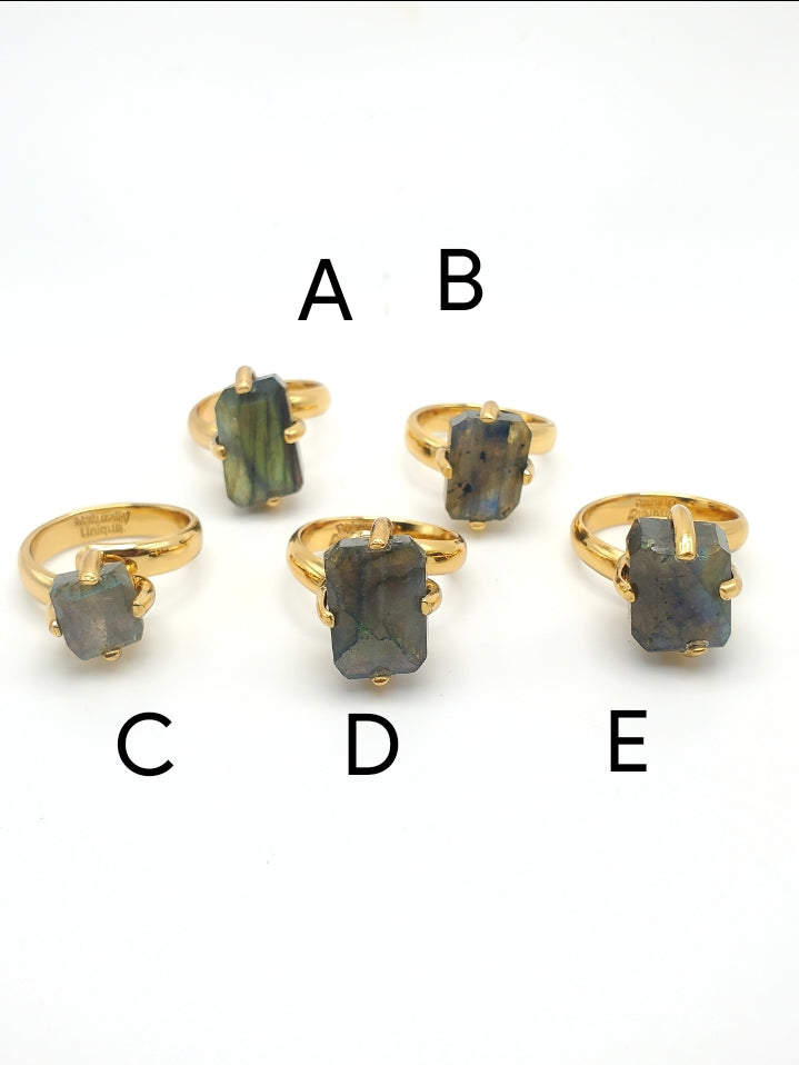 Raw Freeform Lab Prong Ring - Alchemia