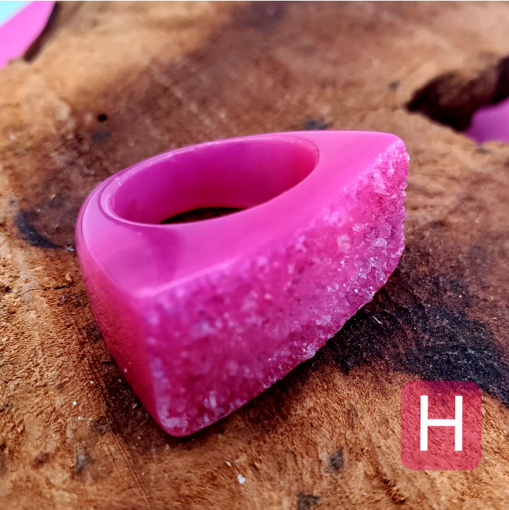 Holy Rocks Size 8 (Round 2)