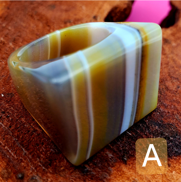 Holy Rocks Size 8