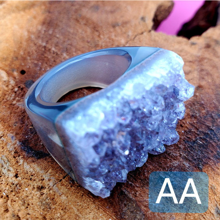 Holy Rocks Size 8