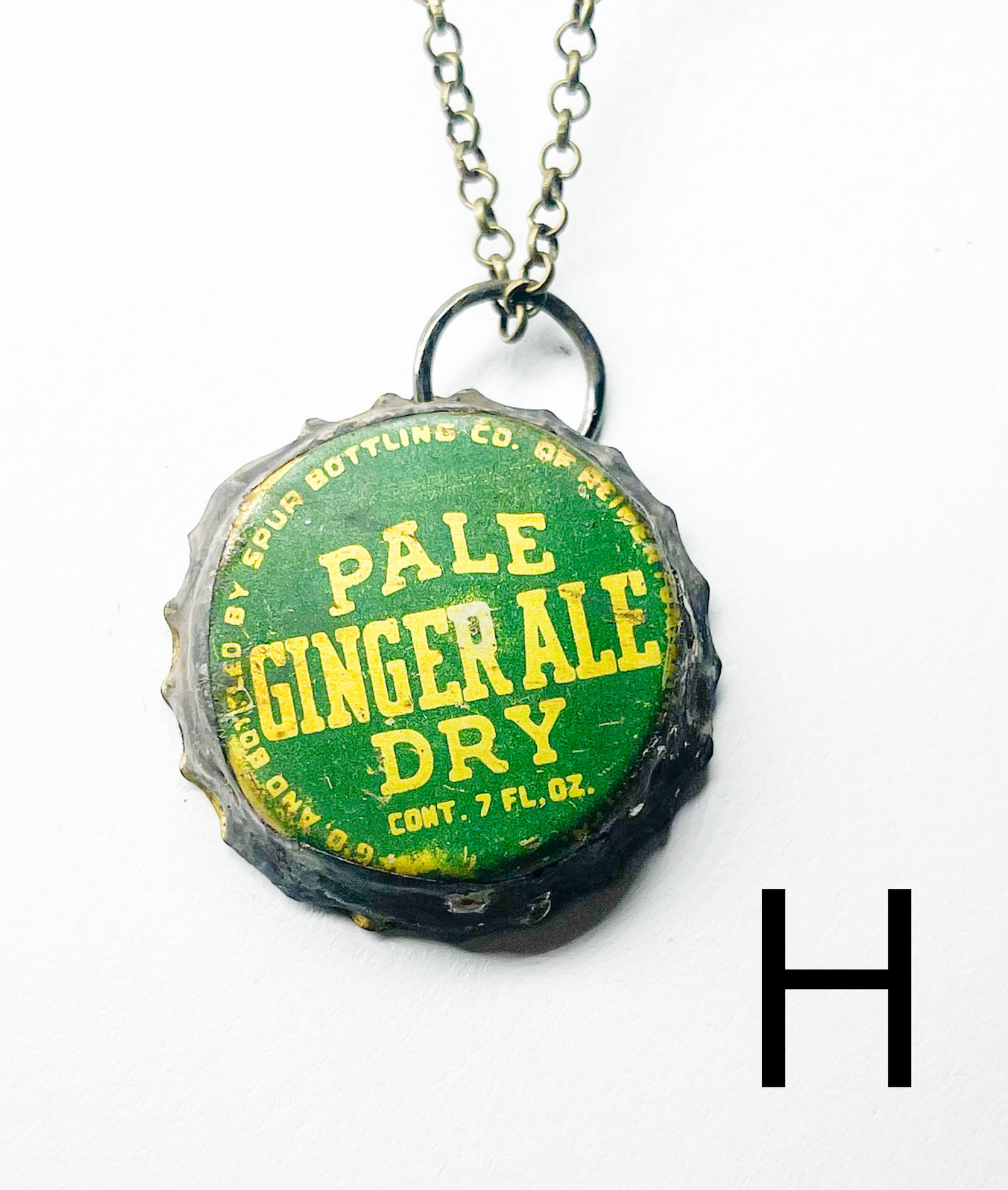 Bottle Cap Grunge Pendants-Grunge