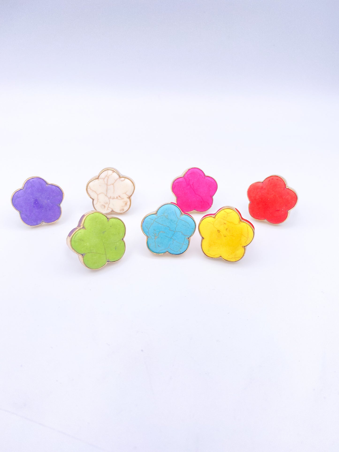 Howlite Flower Ring - Alchemia