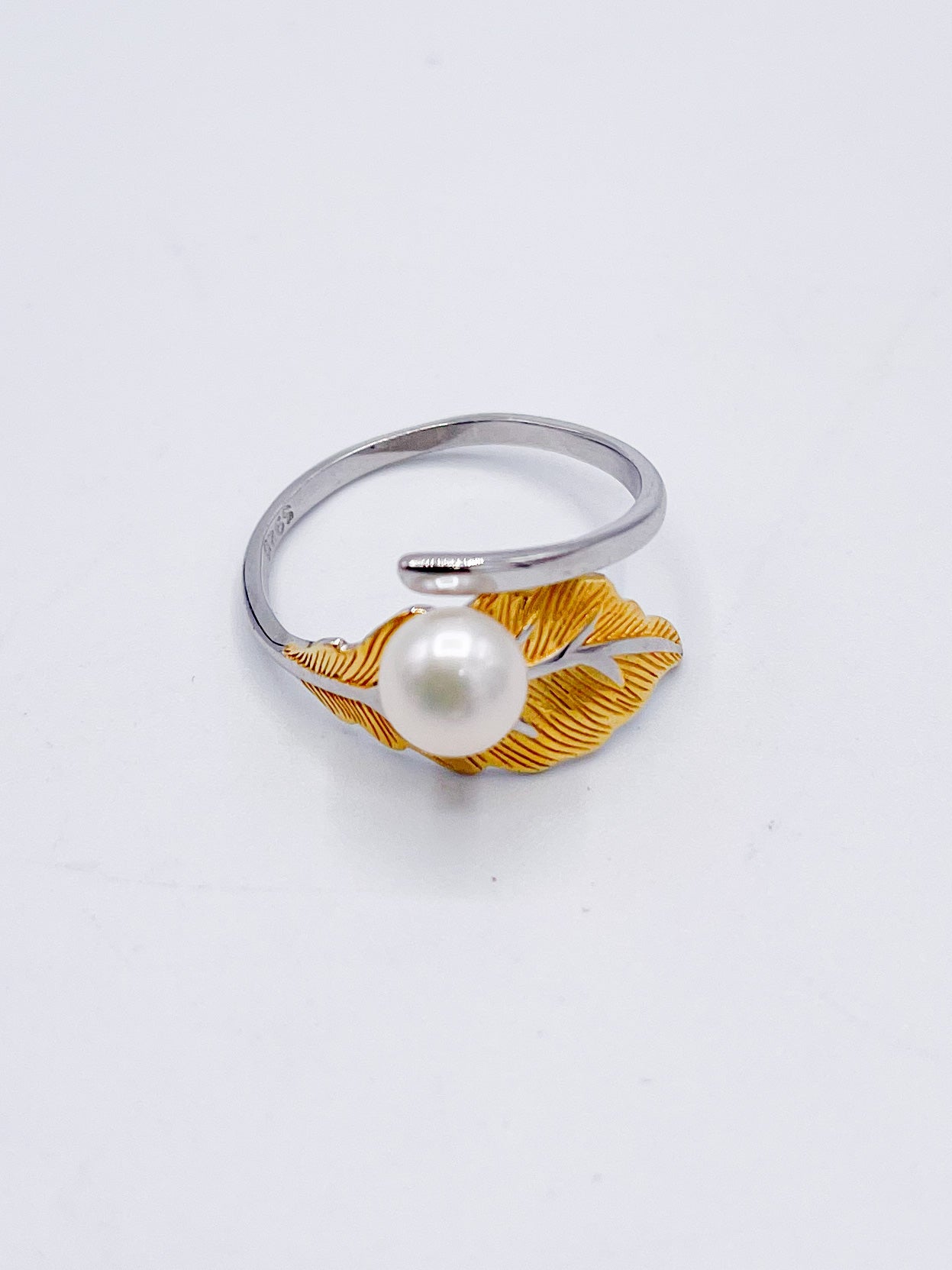 Pearl Bypass w Gold Leaf-Solid Sterling silver