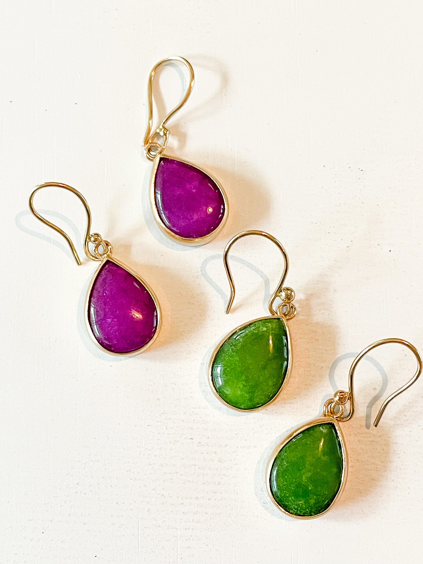 Tear Color Enhance Quartz Dangle Earrings-Alchemia