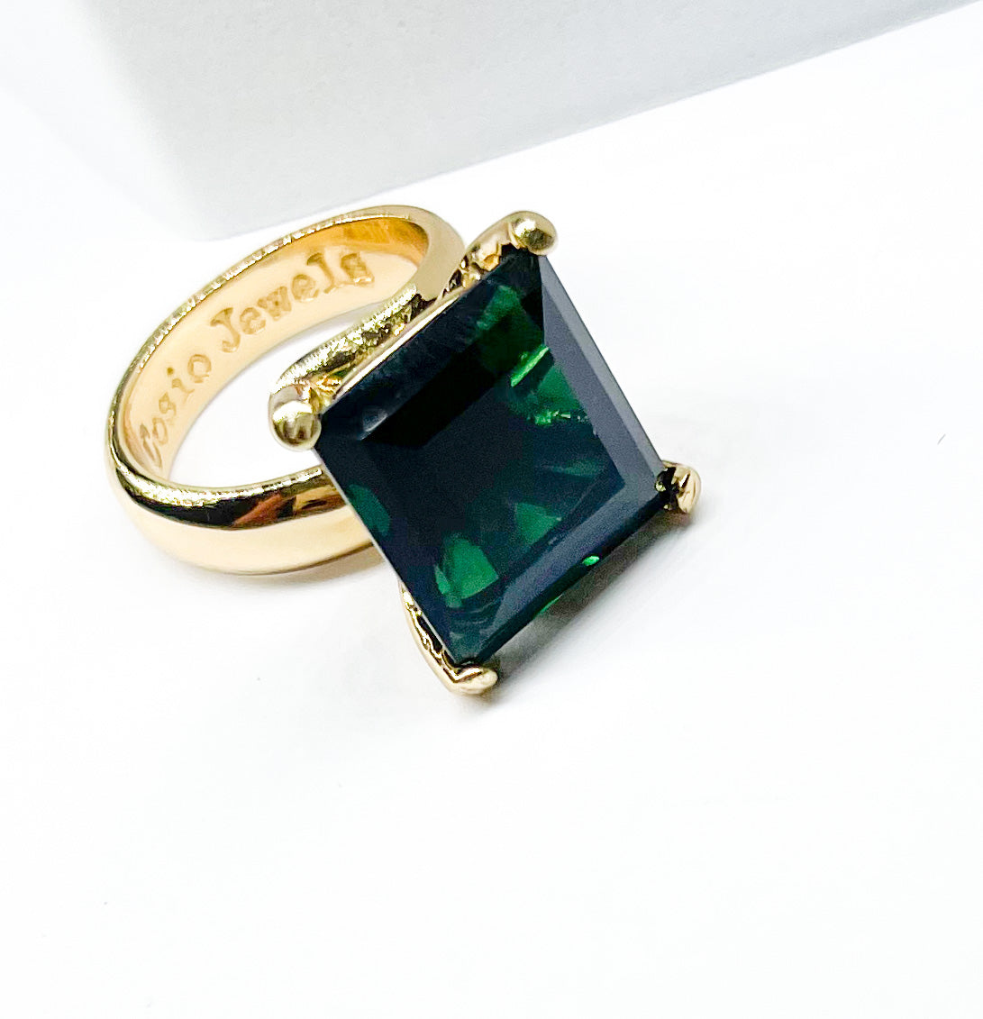 Dark Square Seafoam Prong Ring - Alchemia