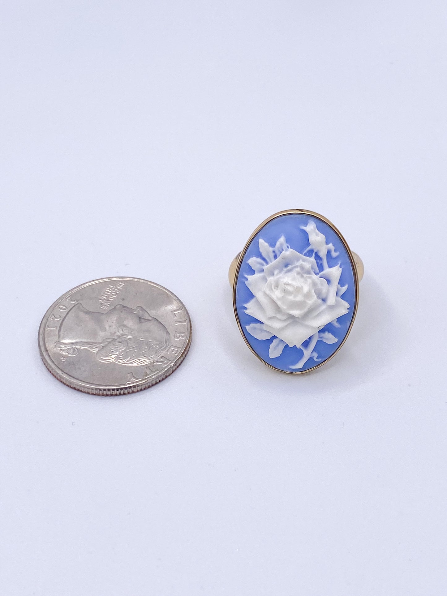 Cameo Blue Rose Adjustable Ring - Alchemia