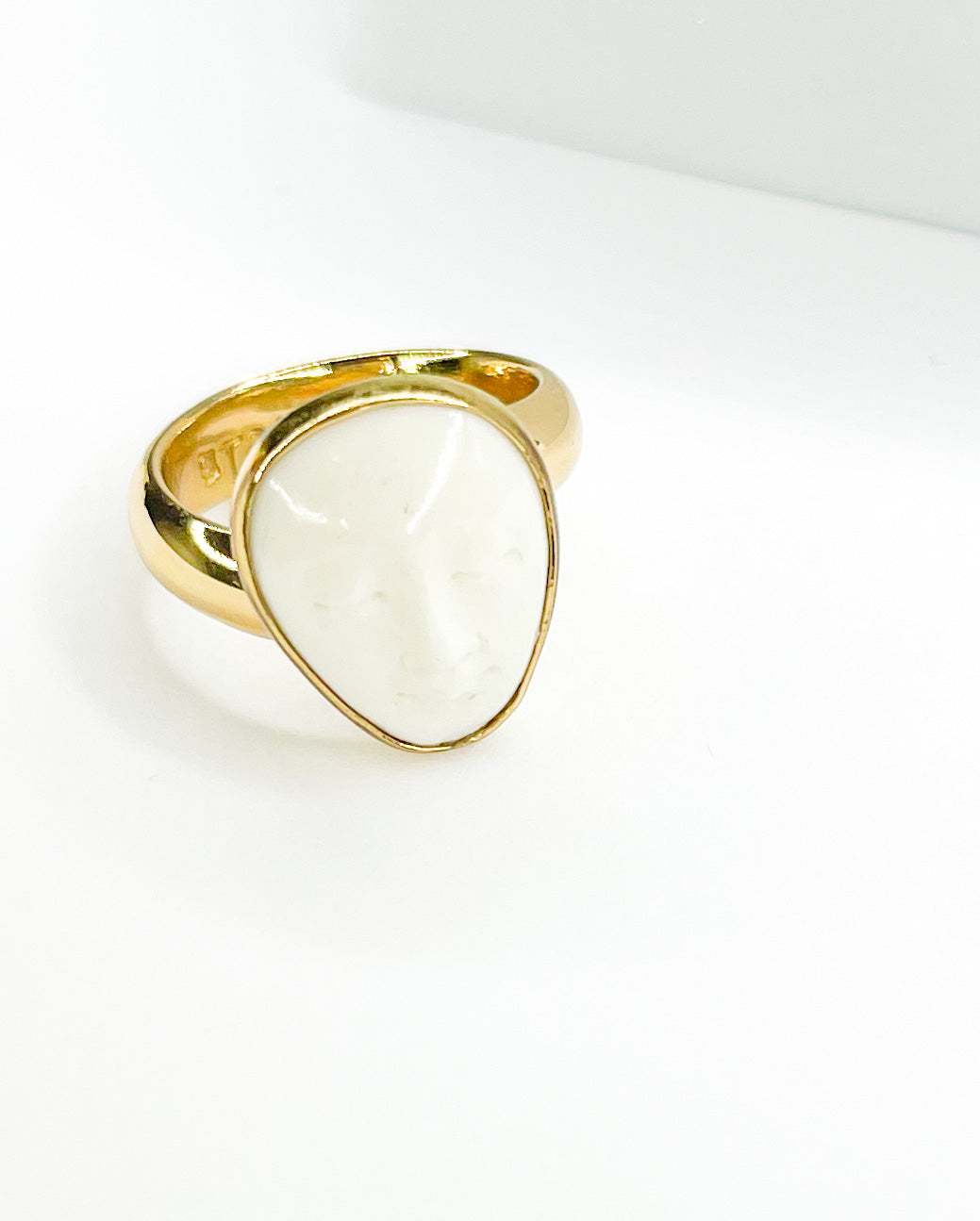 Dainty Bone Face Ring-Alchemia