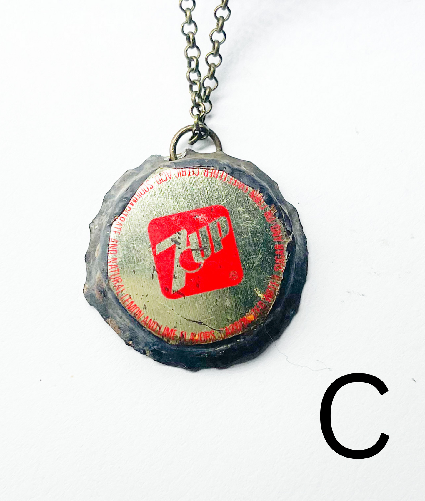 Bottle Cap Grunge Pendants-Grunge