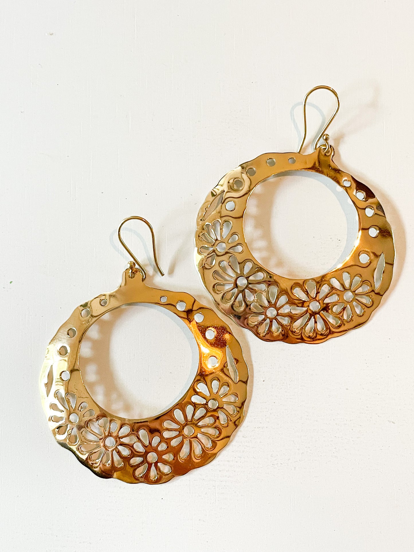 Flower Circle Dangle Earrings-Alchemia