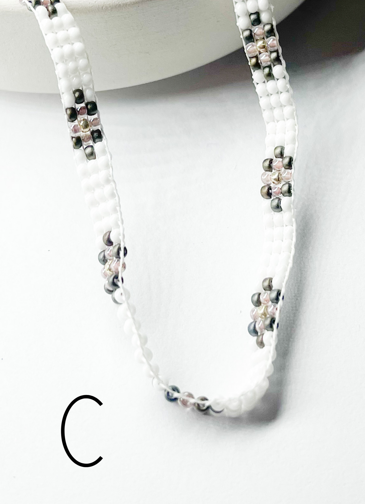 Choker Glass Bead Necklace