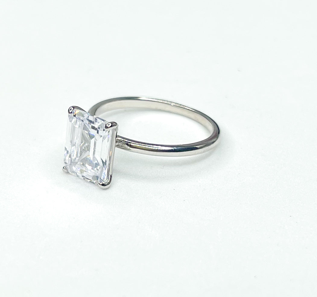 Dainty Square CZ Prong Set Ring-SSS