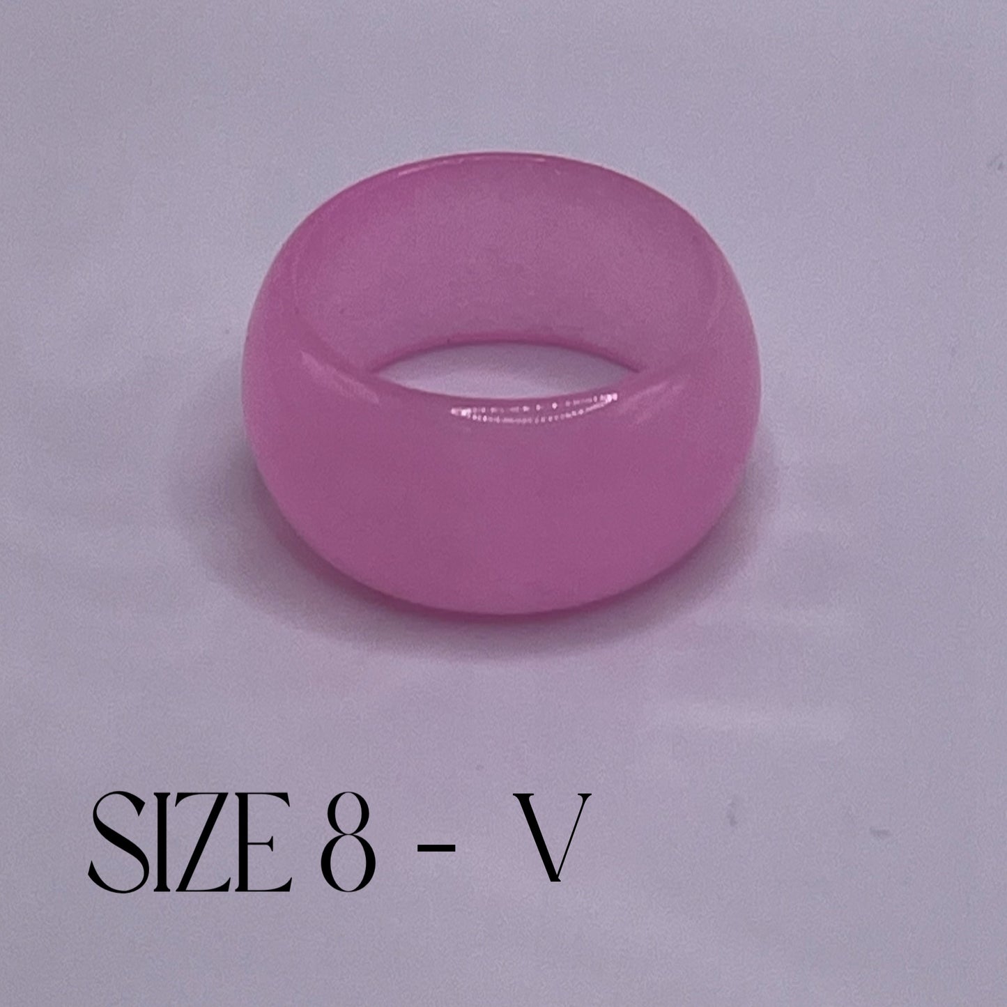 Random Dainty Sized Rings