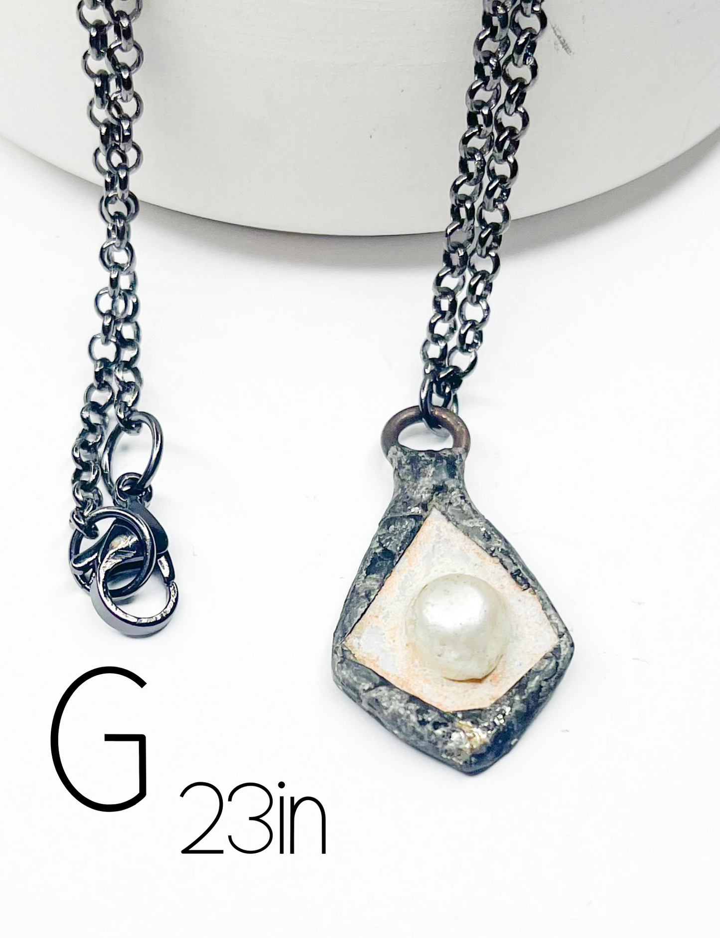 Stunning Round Of Grunge Necklace-Boho Grunge